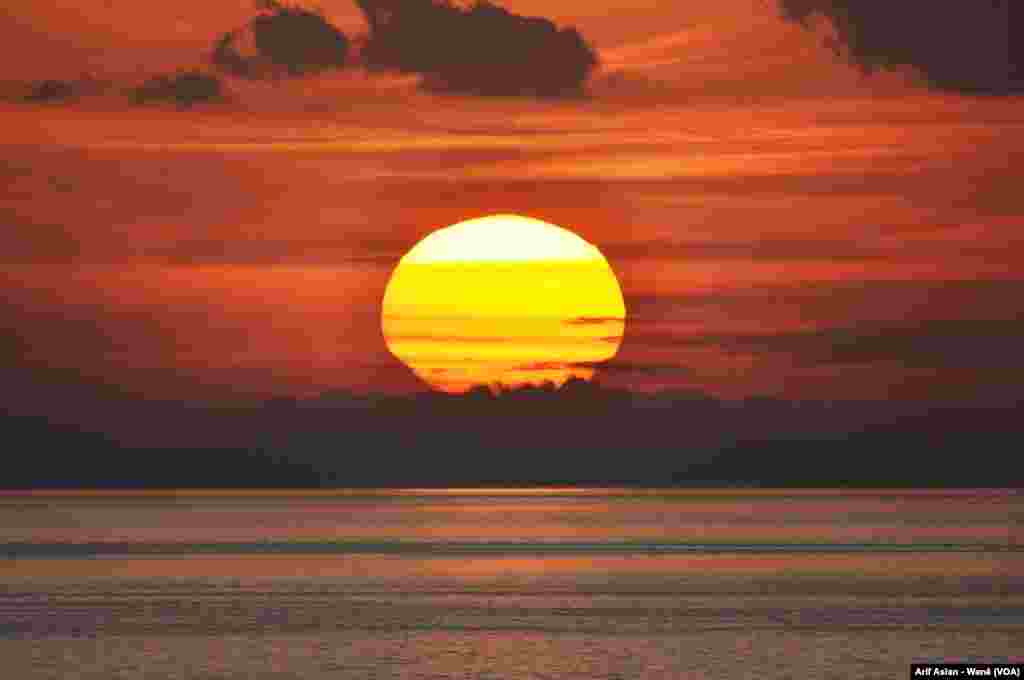 Rojavabûn li Behra Wanê