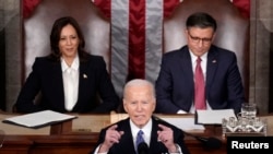 Rais wa Marekani Joe Bidenakilihutubia bunge mjini Washington.