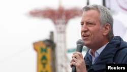 El acalde de Nueva York, Bill de Blasio en una intervención pública en la Gran Manzana el 9 de abril de 2021.