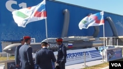 2015年莫斯科航展上展出的博拉莫斯巡航導彈。(美國之音白樺拍攝)