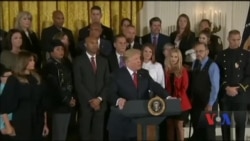 Трамп оголосив надзвичайну ситуацію у сфері охорони здоров’я через кризу із опіоїдною залежністю населення. Відео