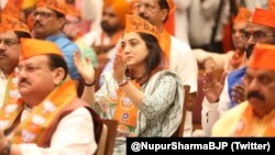  عوامی احتجاج کے بعد بی جے پی نے نوپور شرما کی پارٹی رکنیت معطل کر دی تھی۔(فائل فوٹو)