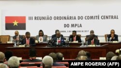 JES e JLo reunião CC do MPLA 2017