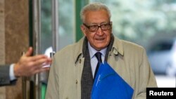 BMT va Arab Ligasining Suriya bo'yicha muzokarachisi Laxdar Braximiy