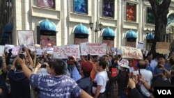 Biểu tình tại Sài Gòn vào ngày 16/6/2018. Ảnh: FB Trần Tiến Dũng.