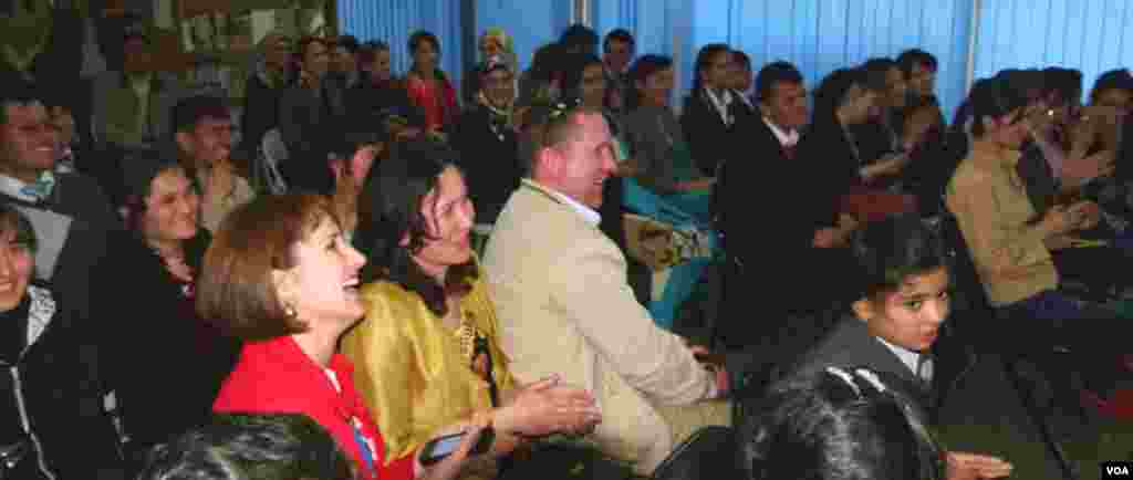 Syuzan xonim bilan Xo'janddagi Amerika burchagida uchrashuv.