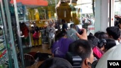 កម្រងរូបភាព៖ «អ្នកវិភាគឯករាជ្យមួយរូបត្រូវបានខ្មាន់កាំភ្លើងបាញ់សម្លាប់»