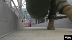 美國海軍陸戰隊員部署日本 (美國國防部照片 2016年1月22日)