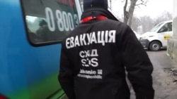 Волонтери и натаму евакуираат украински цивили од Доњецк, кои бегаат од руската армија