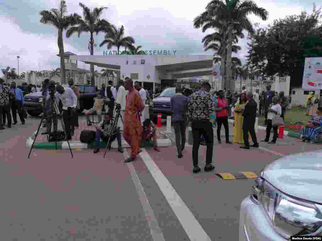 Lokacin Da Jami'an Tsaron DSS Suka Garkame Kofofin Shiga Majalisar Dokoki