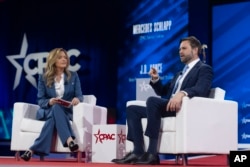 รองปธน.เจดี แวนซ์ ขึ้นเปิดงาน CPAC in DC 2025 ที่ Gaylord National Resort & Convention Center รัฐแมรีแลนด์ เมื่อวันที่ 20 ก.พ. 2025