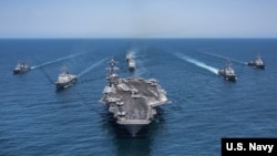 авіаносець США Carl Vinson