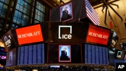 Насловната страница со личност на годината на магазинот „Тајм“ го прикажува новоизбраниот претседател Доналд Трамп, во Њујоршката берза, 12 декември 2024 година