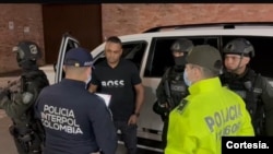 Captura de Bernardo Enrique Atencio Padilla, alias “Chocolate”, requerido por las autoridades de Venezuela por los delitos de homicidio Calificado, mediante notificación roja de INTERPOL. [Foto: Policía de Colombia]
