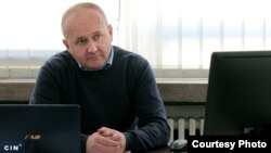 Elvedin Grabovica, bivši generalni direktor „Elektroprivrede BiH“, smatra da je Ured za razmatranje žalbi odgovoran za štetu koju je ovo javno preduzeće moralo platiti. (Foto: CIN)