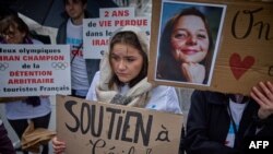 تجمع برای سسیل کوهلر در پاریس. آرشیو 