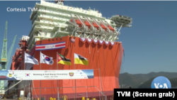 Plataforma flutuante de liquefação de gás na Bacia do Rovuma, em Moçambique