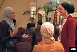 Amerika musulmonlarining aksariyati muhojirlar, asosan Janubiy Osiyo va arab davlatlaridan kelgan