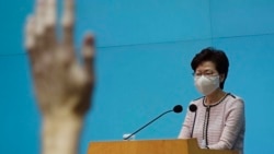 香港特首林郑月娥在记者会上答记者问（美联社2020年9月8日）