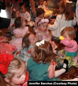 Одна з перших ігрових зустрічей Софійки з іншими дітьми з особливими потребами. Каліфорнія, 2010 р.