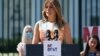 La Primera Dama, Melania Trump, participa en agosto pasado en un evento para celebrar la Enmienda 19, la cual dio a las mujeres en derecho al voto.