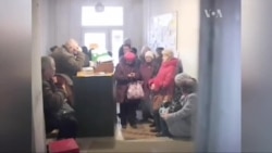 Біженці з ДНР розповіли про страх помсти бойовиків. Відео