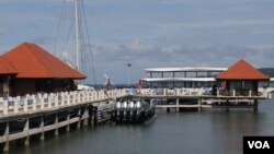 រូបឯកសារ៖ តំបន់កម្សាន្តឆ្នេរសមុទ្រ​«តារាសាគរ» ដែលអភិវឌ្ឍដោយក្រុមហ៊ុនចិនUDG កាល​ពី​ឆ្នាំ​២០១៩។ គម្រោង​តំបន់​វិស្សមកាល​ក្រសួង​ការពារ​ជាតិ​​នឹង​ស្ថិត​នៅ​​តាម​​ផ្លូវ​ប្រប​តាម​មាត់​សមុទ្រ ឆ្ពោះ​ទៅ​តំបន់​តារាសាគរ។ (ស៊ុន ណារិន/VOA Khmer) 