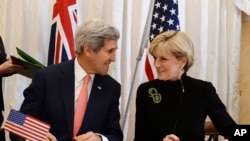 美國國務卿克里和澳大利亞外長畢曉普8月12日在悉尼簽署輪駐協議。