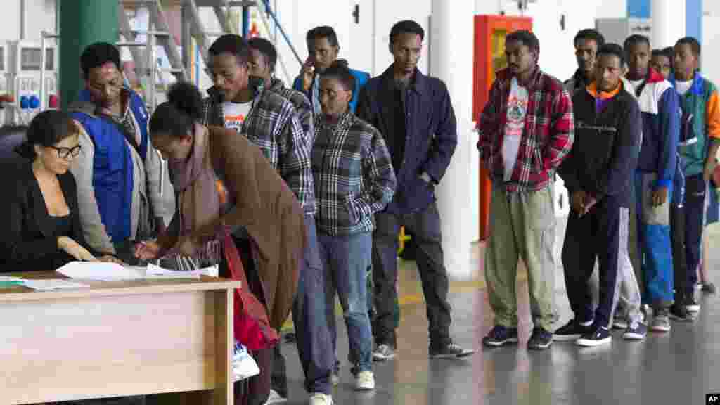 ተበግሶ አባላት ሕብረት አውሮጳ ኣብ ምጥያስ ኤርትራውያን ስደተኛታት 