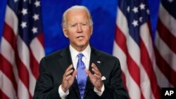 Makamu wa rais wa zamani wa Marekani Joe Biden akitoa hotuba ya kukubali rasmi uteuzi wa Chama cha Demokratik kugombea urais wa Marekani akiwa mjini Wilmington, Delaware. Agosti 21, 2020.