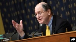 Конгресмен-демократ Бред Шерман на слуханнях Комітету Палати представників із закордонних справ.