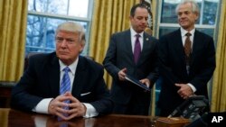 AQSh Prezidenti Donald Tramp Oq uyda