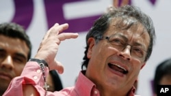 El exguerrillero y exalcalde de Bogotá Gustavo Petro le disputa la presidencia de Colombia al favorito Iván Duque.