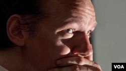 El fundador de WikiLeaks dijo que lo que pretende es lograr reformar los gobiernos a través de las filtraciones.