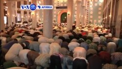 VOA60 AFIRKA: NIGERIA An Nunawa Mahajjatan Najeriya Fifiko Wajen Ba Da Canjin Dala, Duk Da Faduwar Darajar Da Naira Ke Fuskanta