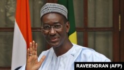 Moctar Ouane, l'ancien premier ministre malien de transition pendant qu'il était ministre malien des Affaires étrangères, en visite à New Delhi, en Inde le 16 janvier 2009. (Photo de RAVEENDRAN / AFP)