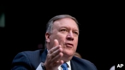 Direktor CIA i kandidat za državnog sekretara Majk Pompeo svedoči u Senatu, 13. april 2018.
