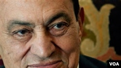 De ser hallado culpable, el ex gobernante egipcio encara la pena capital.