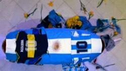 Kovčeg u kojem je sahranjen Dijego Maradona