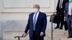 Predsednik Tramp izlazi iz bolnice Volter Rid, 5. oktobra 2020.