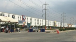 ប៉ុស្តិ៍​ត្រួតពិនិត្យ​ចរាចរណ៍​របស់​នគរបាល​ជាប់​ផ្លូវជាតិ​លេខ៣ ដែល​ត្រូវ​បាន​បិទខ្ទប់​ដើម្បី​ទប់​ការ​ឆ្លង​ជំងឺ​កូវីដ១៩ ភ្នំពេញ​ ថ្ងៃទី​១៨ ខែ មេសា​ ឆ្នាំ​២០២១។ (ហ៊ុល រស្មី/វីអូអេ)