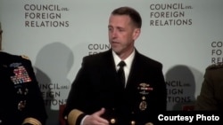 美國海軍作戰部長約翰·理查森海軍上將（外交關係協會網站截圖）