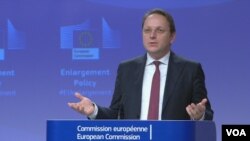 Komesar Oliver Varheli