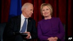 Джозеф Байден і Гілларі Клінтон