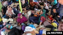 ជនភៀស​ខ្លួន​រ៉ូហ៊ីងយ៉ាសម្រាកនៅ Lhokseumawe ខេត្ត Aceh ប្រទេស​ឥណ្ឌូណេស៊ីកាលពីថ្ងៃទី​០៧ ខែកញ្ញា ឆ្នាំ២០២០។