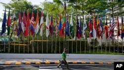 အင်ဒိုနီးရှားနိုင်ငံ၊ ဂျကာတာမြို့မှာ အာဆီယံနိုင်ငံခြားရေးဝန်ကြီးများအစည်းအဝေးနဲ့ဆက်စပ်အစည်းအဝေးတွေကျင်းပနေချိန်။ (ဇူလိုင် ၁၁၊ ၂၀၂၃)