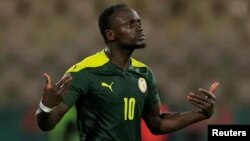 "Trop de sang a déjà coulé depuis 2 ans", déplore Sadio Mané, star de l'équipe nationale sénégalaise.