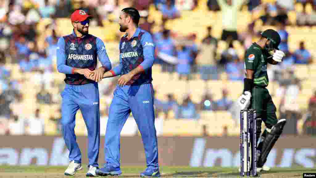 محمد نبی در ۱۰ اوور خود تنها ۳۱ دوش داد و یک بازیکن تیم مخالف را از میدان حذف کرد