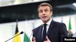 Perezida w'Ubufaransa, Emmanuel Macron mu nama y'abashingamateka ba Buraya i Strasbourg