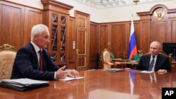 Andrey Belousov (chapda) - Rossiyaning yangi mudofaa vaziri